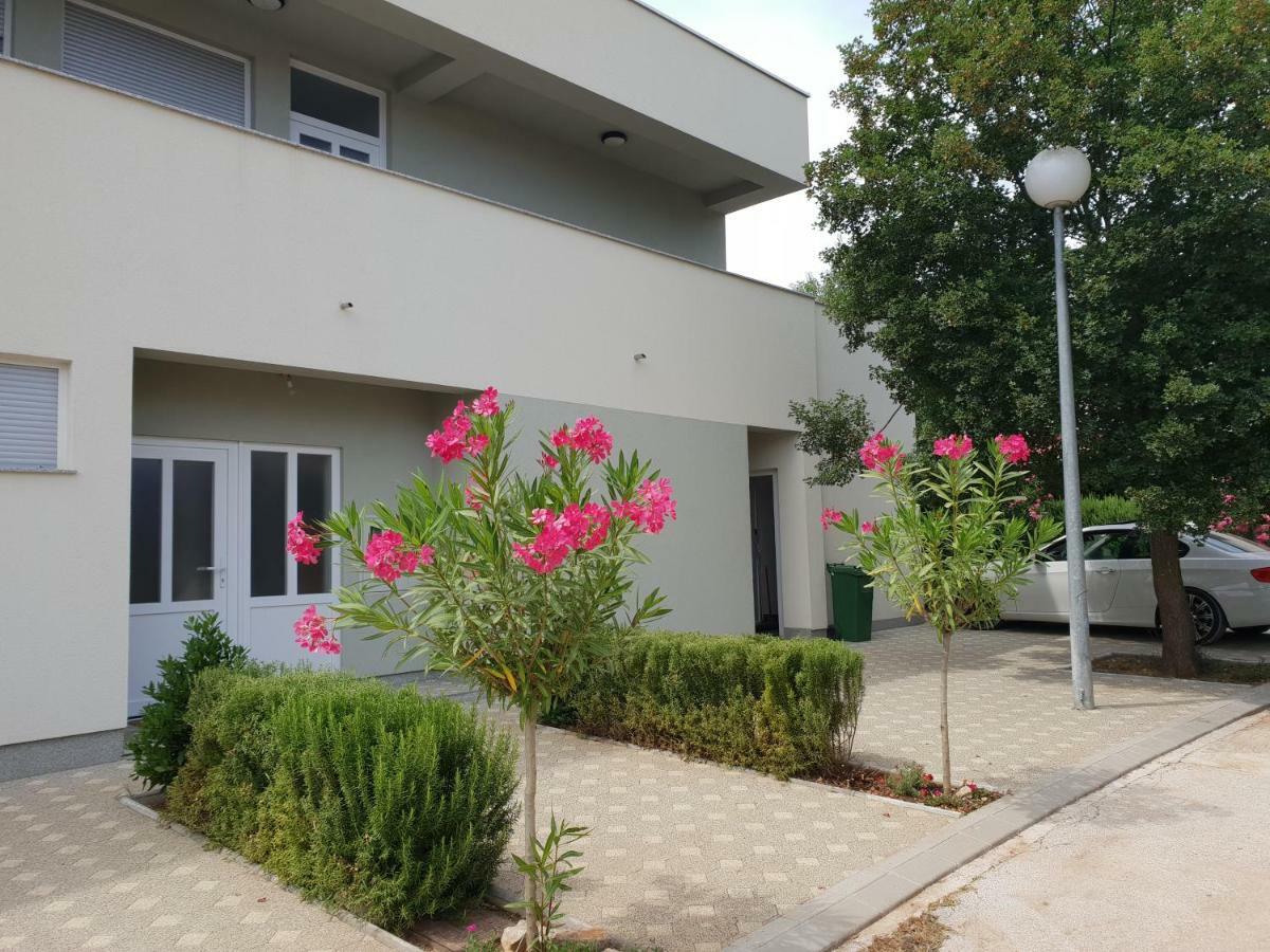 Apartmani Jozic Seline Exteriör bild